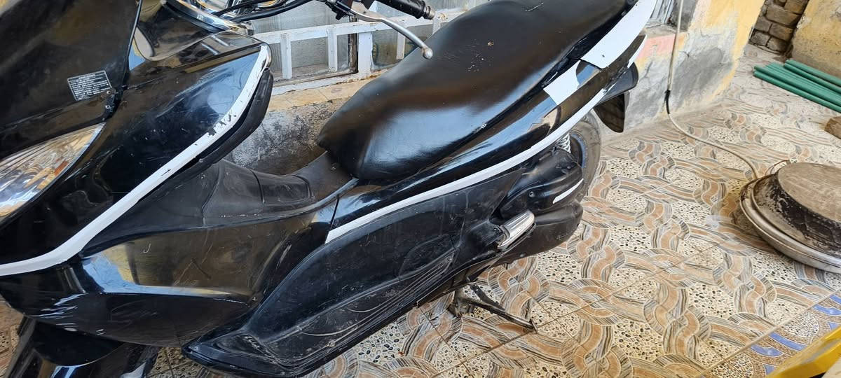 Pxc. 125جيل اول
سعر مليون دراجه مفتوحه
كوت /حي الجهاد
***********
