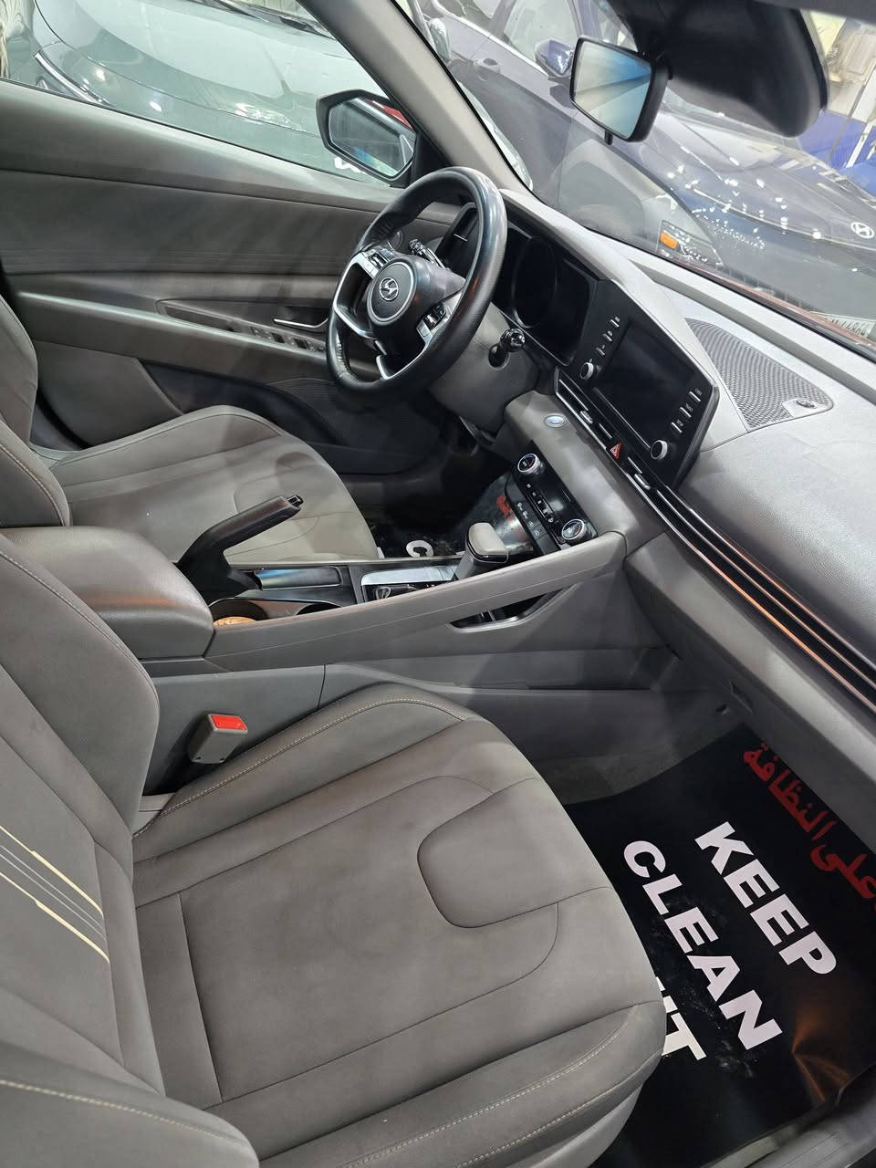 يا الله سلام عليكم النترا موديل ٢٣ السياره كلين فقط دعاميه لاماميه صبغ  جاملغ لايسر شويه بي بارد.فقط مافتوح بيه برغي ترهم اقساط مقدمه زينه دبل ايرباك راجع سستم يعني مابيه كلوب مشتغل لاتصال *********** صور لاحادث موجوده كلشي موظح من امريكا ماشيه ٥٢ حالين ٣٦ ميل  تحياتي للجميع
