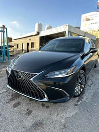 لكزز ES300h 2024  هايبرد مرقم بغداد  مواصفات السياره فول الترا لكجري ا...