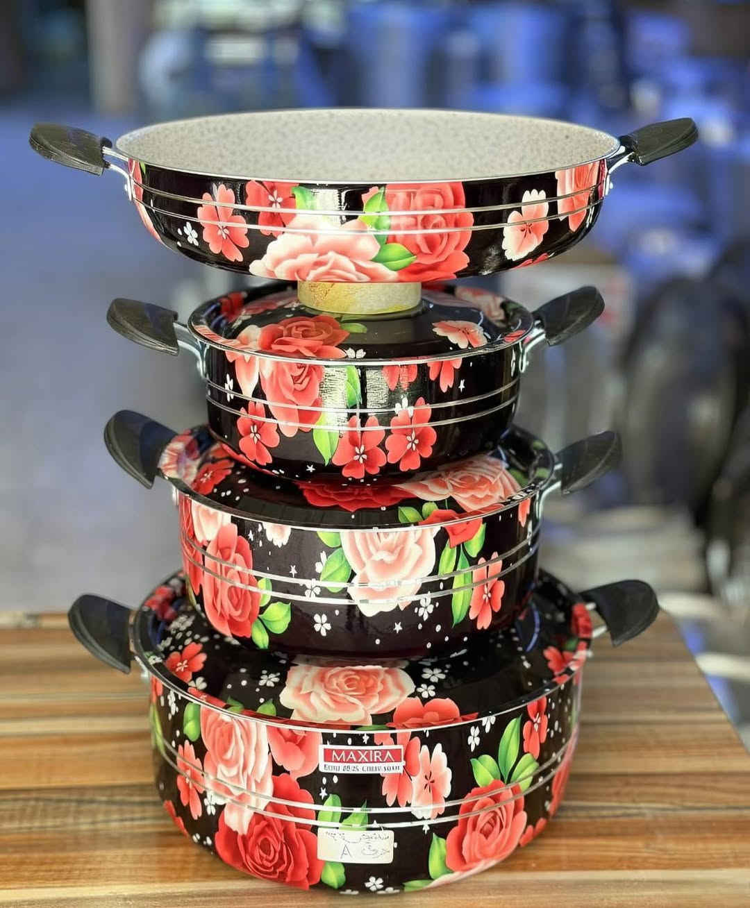 لا احلل اخذ الصور 🚫محبوب الكل رجع توفر سعر السيت 25 الف فقط 🔥
سيت كدر كرانيت مشجر يتكون من 3 كدورة + طاوة 
الحجم الكبير حجم اكبر كدر 34 سم 
الاحجام 34/28/24/ والطاوة 34 سم 
نوعية ممتازة كرانيت لا يحرق الطعام ولا يلتصق الطعام

ضمان الفحص بوجود المندوب 
📌الصور خاصة بالبيج تصويرنا الخاص ممنوع سرقة الصور 

📌العنوان بابل الوردية خارج مقابل ملعب حمودي قاسم 
واتساب ***********

التوصيل لجميع المحافظات 🚛
