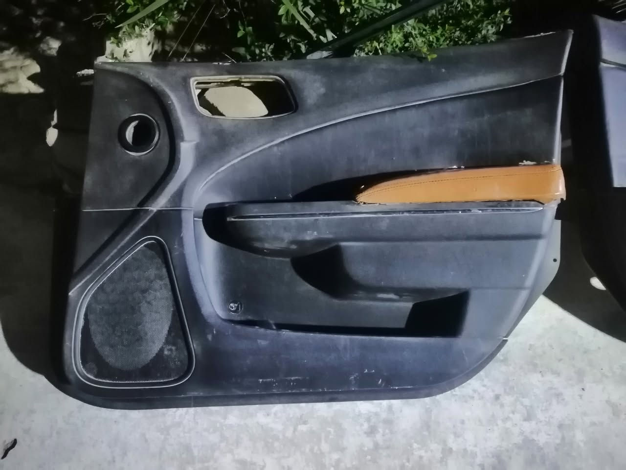 سلام عليكم بطاين جارجر 
مامغسولات نضاف قيم واخذ مكاني واسط ***********
