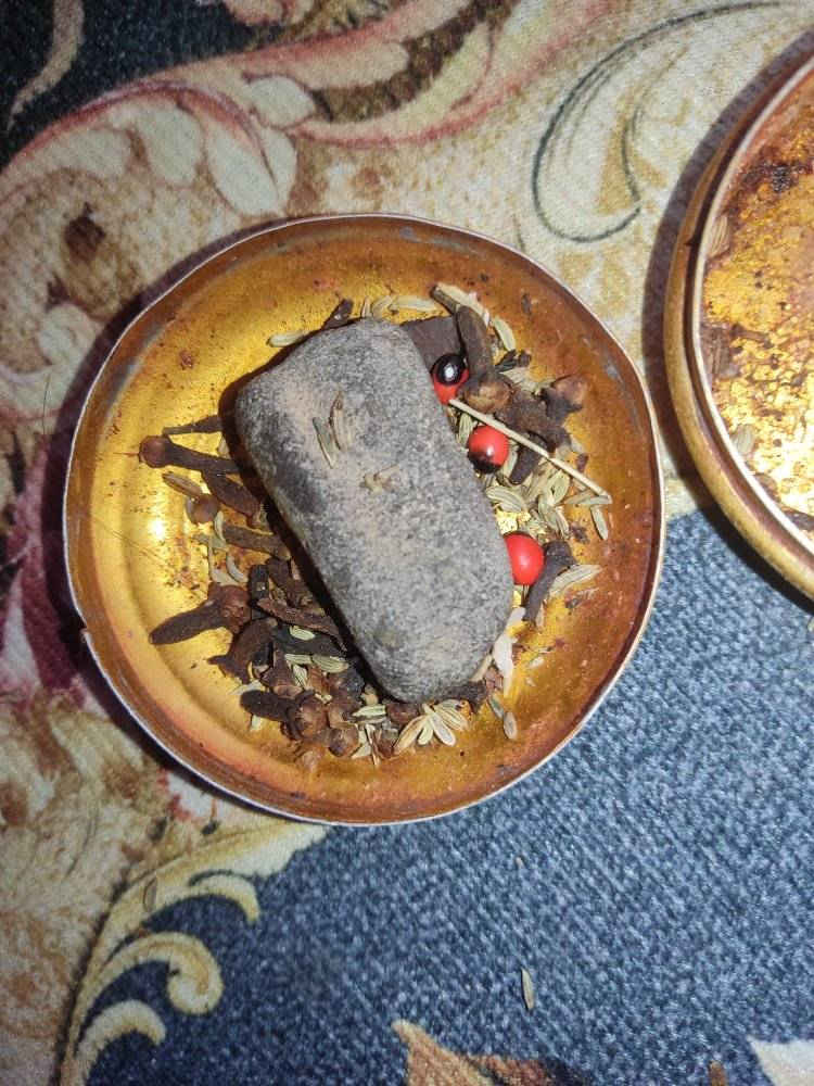 حجر هبهاب رملي ملاكط عرك قديم شغله مباشر سريع الشتعال مال حب وحنان تقويه العلاقات الزوجيه يزيد الرمانسيه حب عجاب غرام صلاح قديم اسطوري للبيع اكثر تفاصيل وتساب ***********
