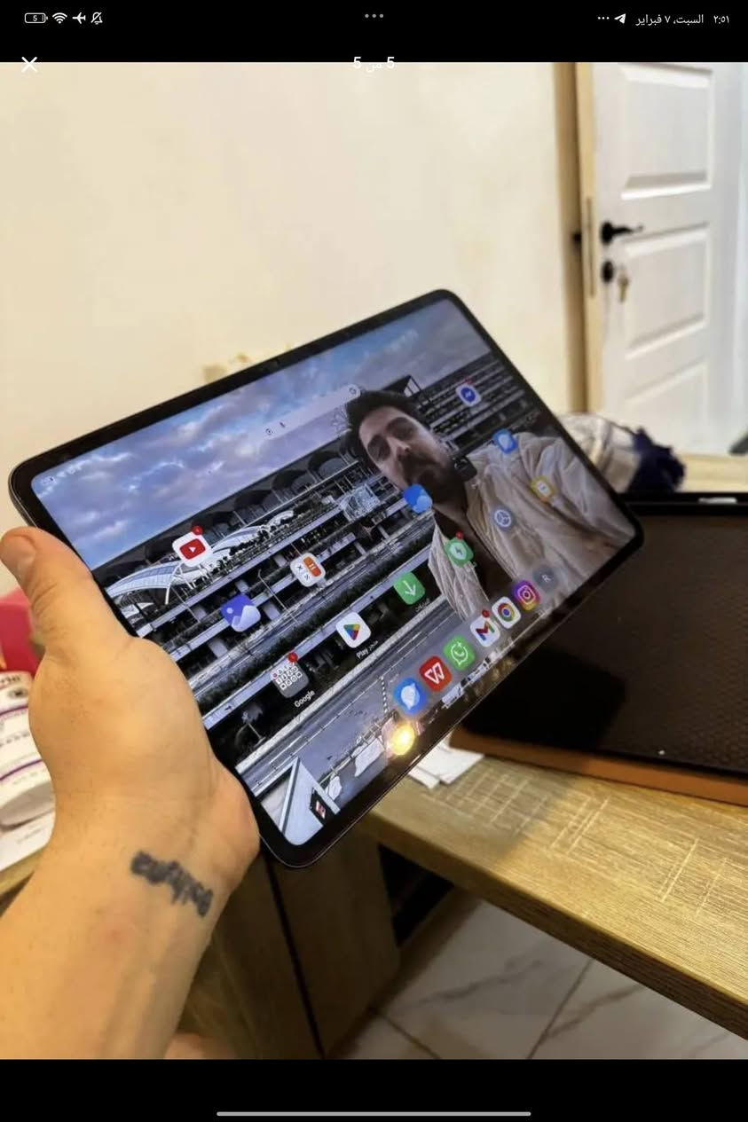 📢للبيع تابليت مستخدم📢
xiaomi pad 6s pro 12.4in 

رام: 12GB
مساحة: 512GB
معالج: snapdragon 8 gen 2
شاشة: 144hz 3k LCD
بطارية: 10,000mah
شحن: 120w بنصف ساعة من ال٠ لل١٠٠
(يجي الجهاز بعلبته مع الشاحن)
نضافه 90
يجي ويه:
الكفر الأصلي: xiaomi magnetic cover

السعر مع الكيبورد 600 وبي مجال للطيبين

الموقع: بغداد
لا يتوفر التوصيل

للأستفسار، تفظل على الخاص بالmessenger


**إذا كنت صاحب هذا الإعلان وتريد حذفه لأي سبب، رجاءا أرسل رسالة إلى الدعم الفني**