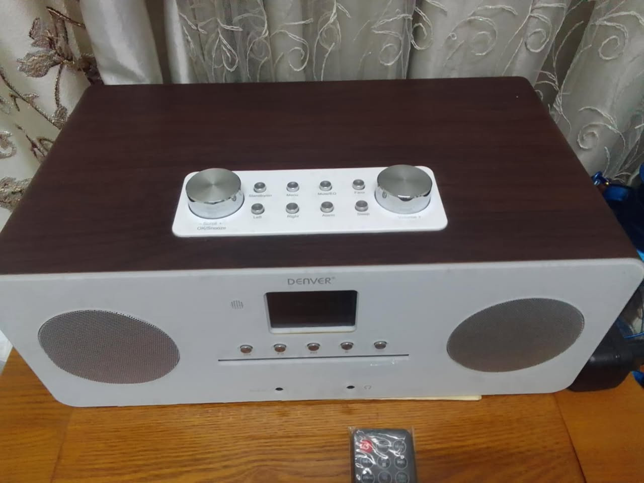 راديو وانترنت واواكس وقرص ماركة دنفر المنشأ دنماركي 50 الف


**إذا كنت صاحب هذا الإعلان وتريد حذفه لأي سبب، رجاءا أرسل رسالة إلى الدعم الفني**