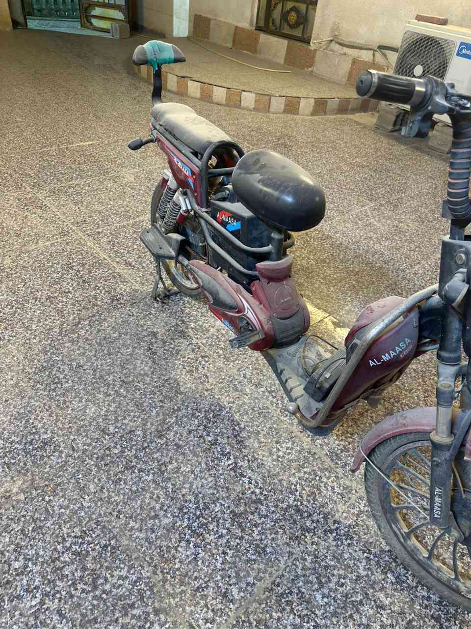 دراجه شحن
5 بطاريات 

السعر 250 الف 

البصره الزبير 

***********
