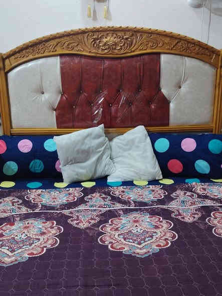 سلام عليكم غرفة نوم للبيع
5 قطع السعر 800و50 وبيها مجال بسيط المكان بغداد المدائن رقم الهاتف ***********
