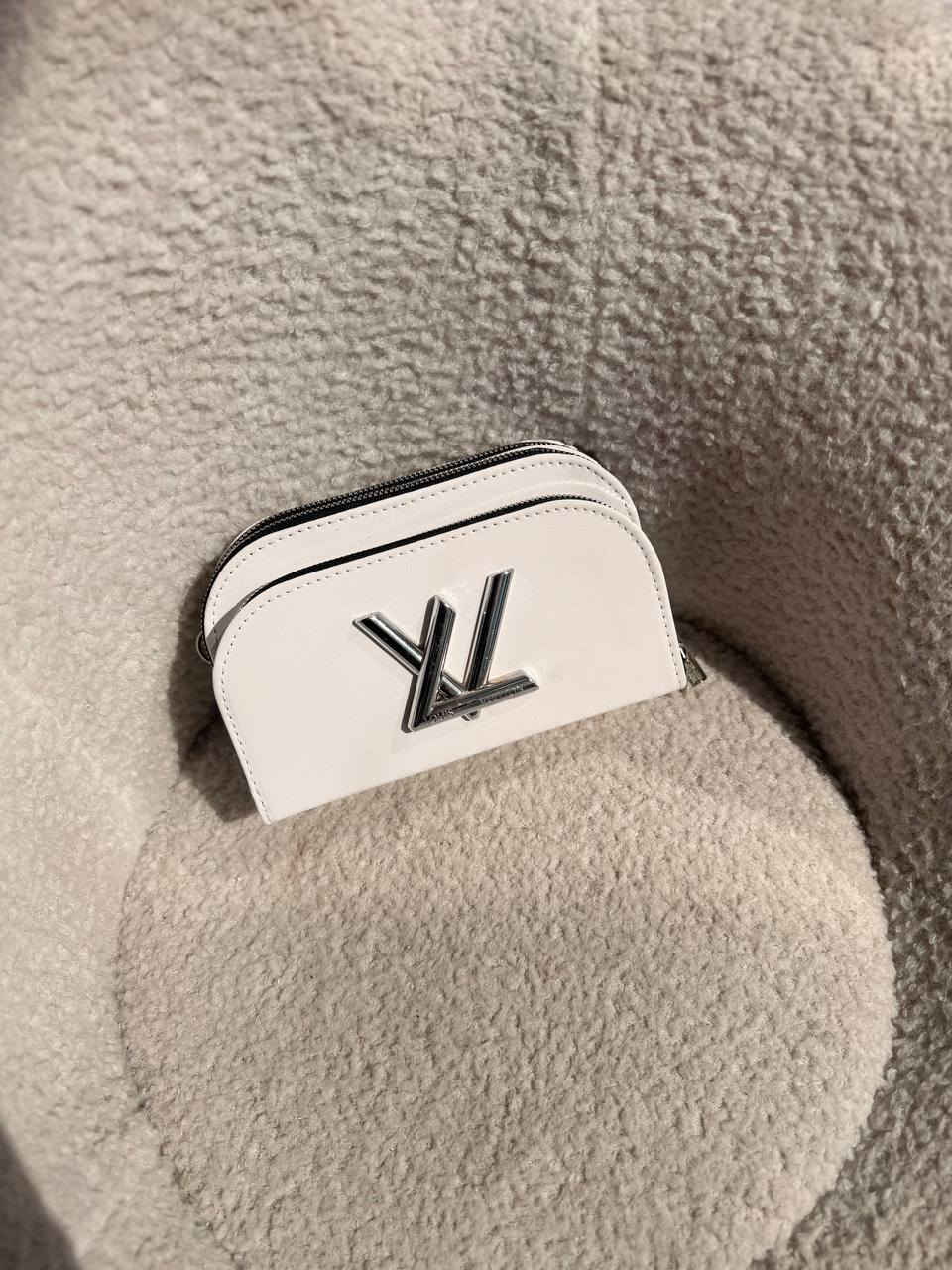 حقائب سعر 5 فقط ✨🕊️


**إذا كنت صاحب هذا الإعلان وتريد حذفه لأي سبب، رجاءا أرسل رسالة إلى الدعم الفني**