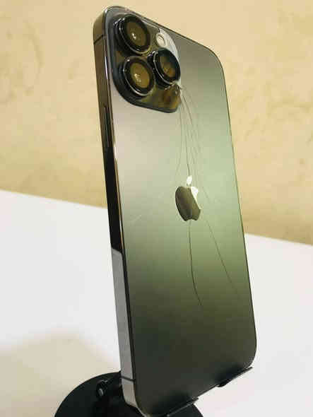 سلام عليكم 
للبيع ايفون 13 برو ماكس 
ذاكره 256 بطاريه 100
مستبدل شاشه اصليه 
فيس ايدي شغال 3 ايقونات الشاشه 
وفطر بالضهر 
لون نفطي 
السعر 470 وبي مجال 
للاستفسار اتصل 
***********
عنوان بابل قضاء المحاويل
