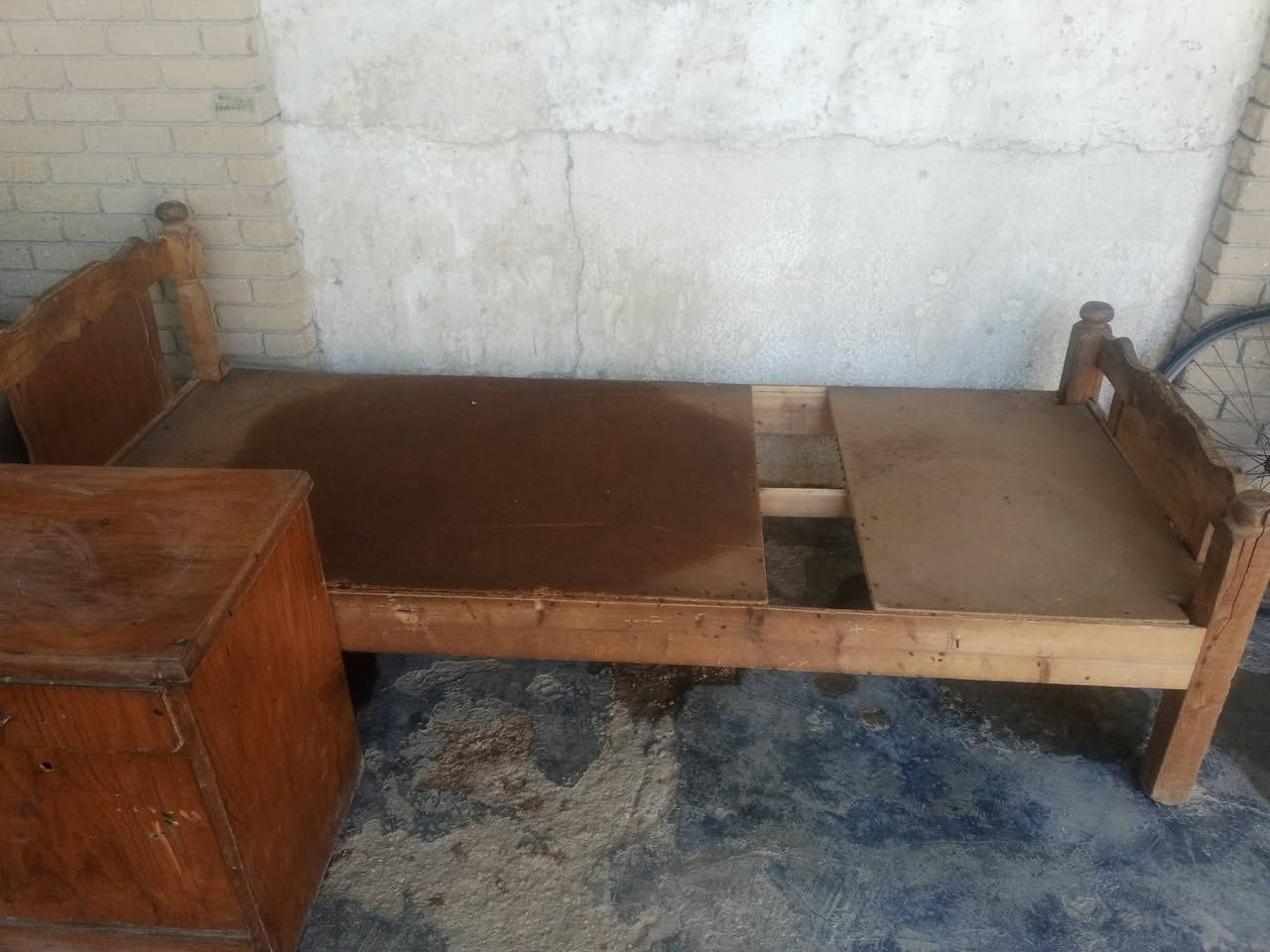 السلام عليكم جرباية وبوفية صغيرة ثنينهن ب35، الجرباية ما بيها شي بس تحتاج خشبة بالنص


**إذا كنت صاحب هذا الإعلان وتريد حذفه لأي سبب، رجاءا أرسل رسالة إلى الدعم الفني**