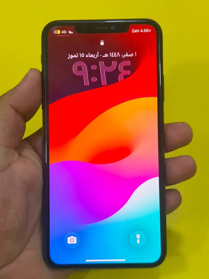 للبيع ايفون 11 برو ماكس ذاكره 256 بطاريه ١٠٠ مبدل اصليه أنسا الشحن ومبدل شاشه ثلاث خيارات الجهاز دبل خط ZA شرق اوسط كله شغال والسعر 265 وبي مجال قليل للشراي واتساب ***********
