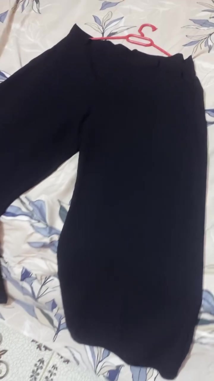 فساتين اثنين25 كيلوت10 قياساتهم 44و46 وطقم10


**إذا كنت صاحب هذا الإعلان وتريد حذفه لأي سبب، رجاءا أرسل رسالة إلى الدعم الفني**