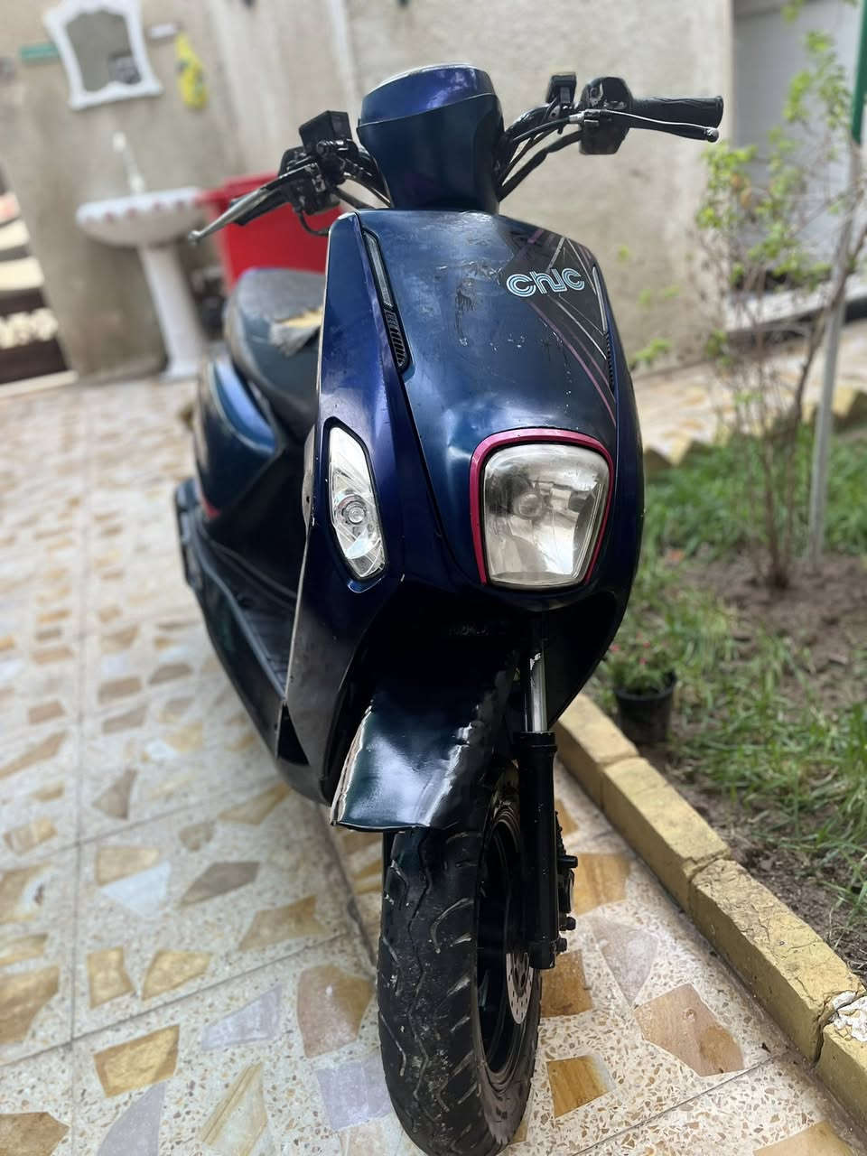 دراجه بوليس نضافه 95‎%‎ كلش مرتبه سعر 500 الف وبيها مجال كلش كلش بصيط : لعنوان بصره : رقم بي وتساب :*********** لمو شراي لا يدخلي فضلاً كلشي شغال بيها كهرباءيات من باتري ضفيره كامله مكمله وسلامتكم🫡
