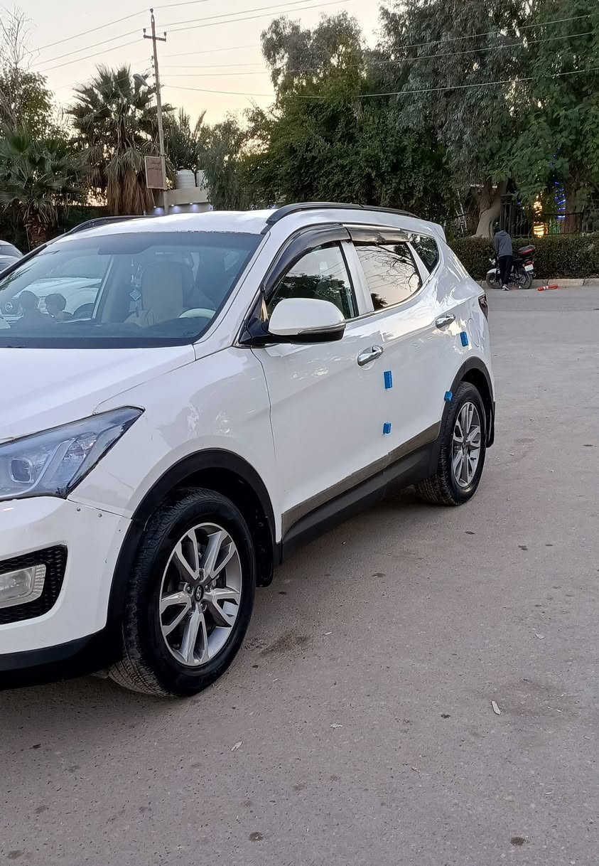 سنتافي خليجي مديل 14 مكينه 2400دوش راكب 7سياره مجفيه ومصبوغه عام بدون لا تكم ولا شواصي ولا لغود حداده من الطول  لطول مبدله تايرات نظيفه مسويله ادامه انسه صرفيه ماكو لايتات مهليه عدسات  الله شاهد لايته نهار  شاشه كامره تحكم ستيرن رقم واسط  سنويه لحد 2027 شهر 8 راعيه اريد تحويل  سعره 130 بيه مجال كلش قليل ماجوب عل تعليق ادخل خاص او وتساب *********** مكان البصره قضاء القرنه
