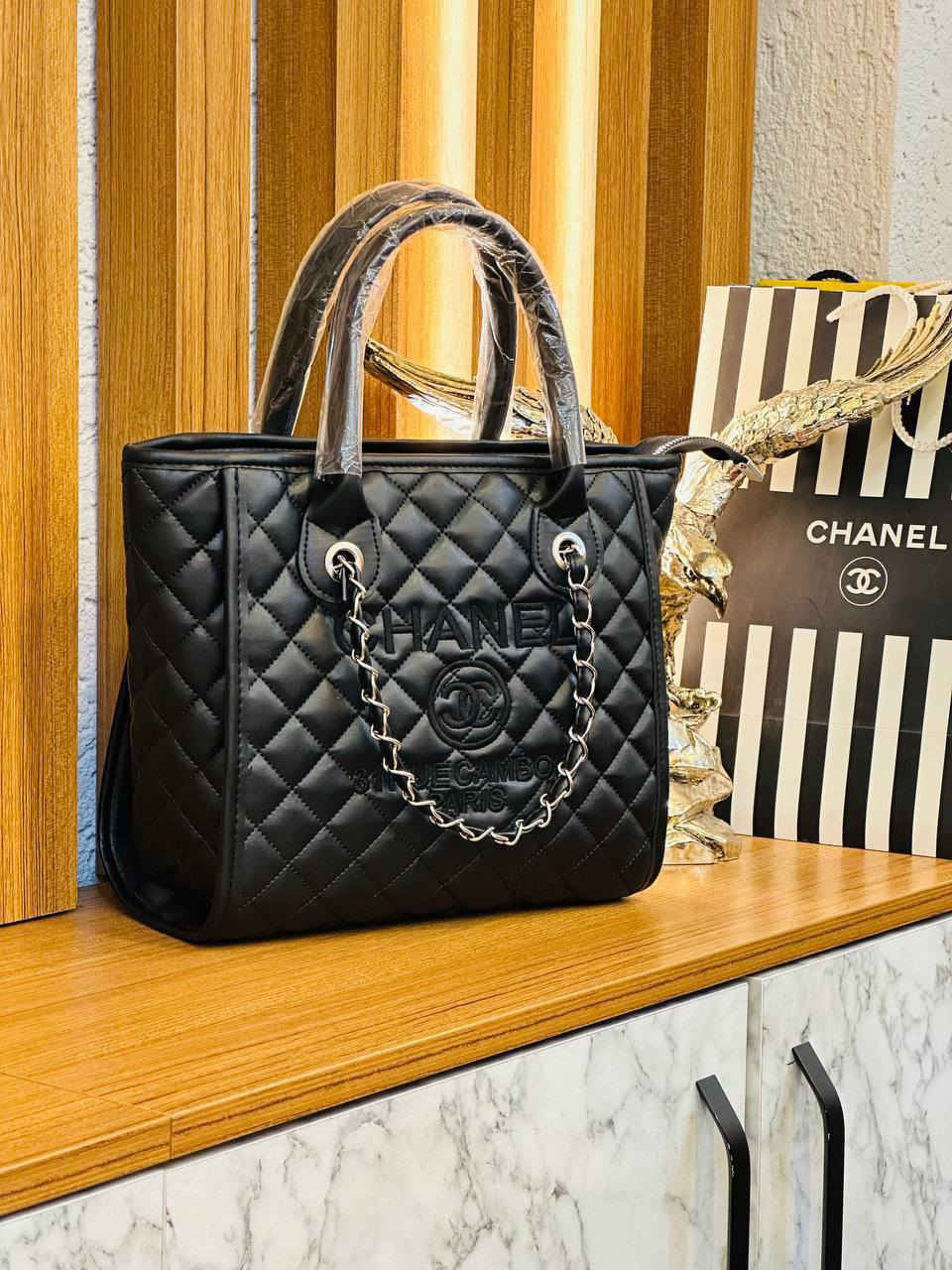 بيع كافه انواع الجنط النسائيه ومفرد متوفره توصيل رقم الهاتف ***********
