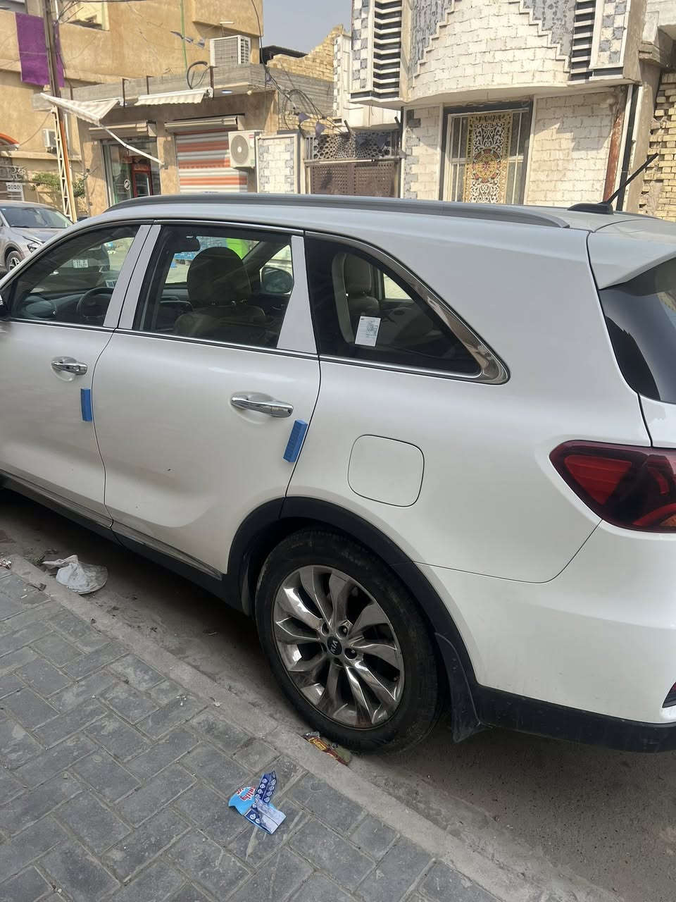 السلام عليكم
للبيع 

كيا سورنتو 2019 خليجي  رقم بغداد

6 سلندر/ 7راكب 

بيها بارد موجود بصور  ماشيه 87مكانها بغداد

السعر  /238   

الرقم ***********
