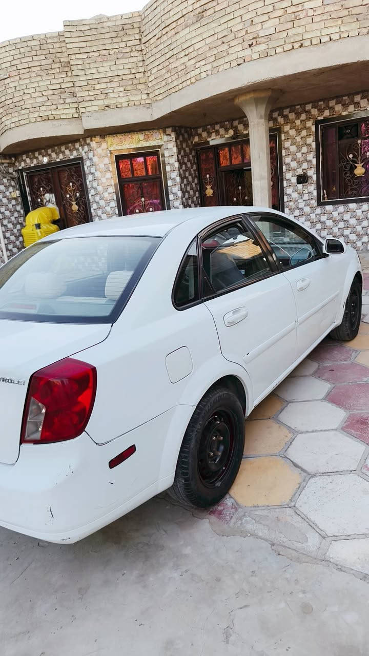 وبتره 2012 بغداد بسمي بيه قطعتين قبق جنطه وجملق مكان محرك 1600 مكان بغداد المعامل بستان سامي ***********
