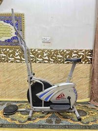 مسطبه ب50 الف+اوبتكال جالس واقف ب125 الف بغداد يوجد توصيل محافظات 0773...