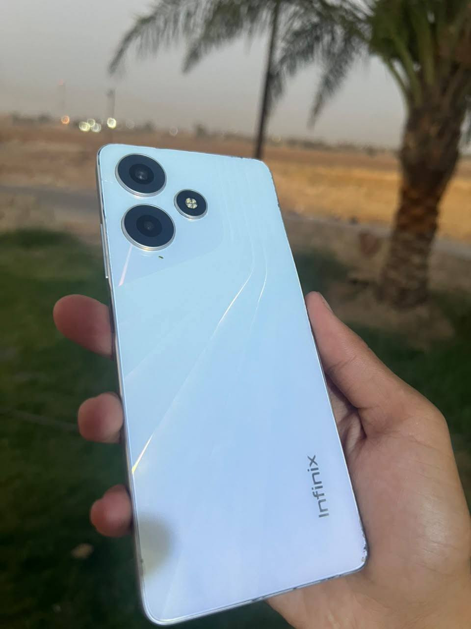 السلام عليكم للبيع أو (مراوس)
Infinix  HOT 30

📱 الشاشة: 6.78 بوصة IPS LCD بدقة +FHD ومعدل

 تحديث 90Hz.

⚙️ المعالج: MediaTek Helio G88 مناسب للألعاب والاستخدام اليومي.

💾 الذاكرة: 8GB RAM مع 128GB  

📸 الكاميرا الخلفية: 50 ميجابكسل.

🤳 الكاميرا الأمامية: 8 ميجابكسل.

🔋 البطارية: 5000mAh مع شحن سريع 33 واط.

📶 الشبكات: يدعم شريحتي اتصال ويدعم شبكات 4G.

🔒 الأمان: بصمة جانبية وفتح القفل بالوجه.

🔊 الصوت: سماعات ستيريو.

🤖 النظام: Android 13

مكاني تكريت البوعجيل 
 
للتواصل واتساب ***********
