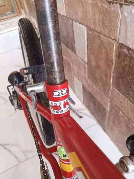 السلام عليكم باسكل للبيع لون احمر جبلي عكرب 6 نمره نضافه 95٪  السعر 85وبي مجال للطييين تايرات واحوابه جديده مكاني كربلاءحي الميلاد   ***********
