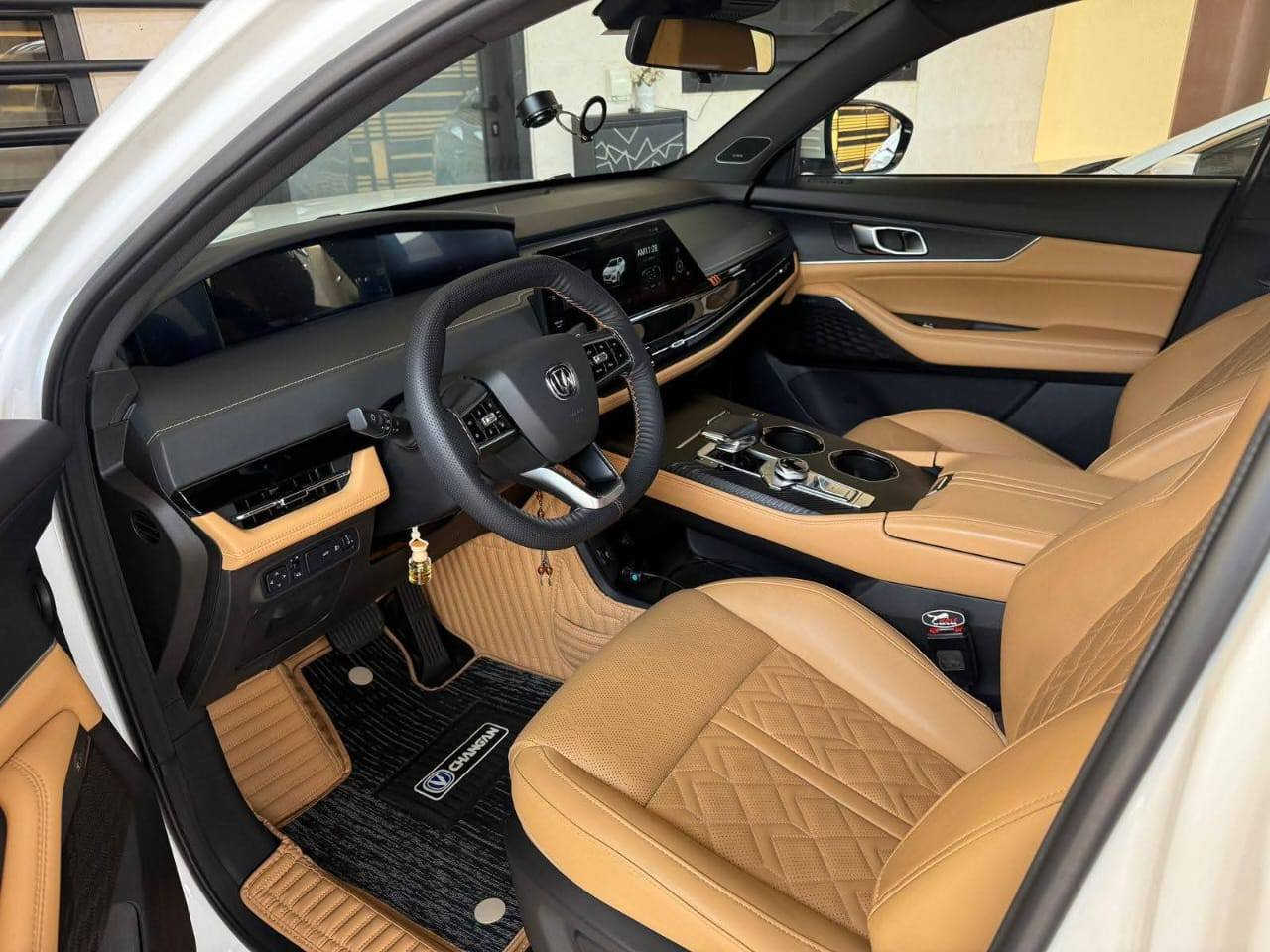 شانجان يوني كي موديل 2024 
ماشية 36 مواصفات السيارة كاميرات 
محيطية رادار بانوراما فول تحكم 
استيرن كشنات حار بارد 
كير 8 نمر مكفولة من ضربة وصبغ وتبديل 
سياقة ذاتية تحديد مسار سيارة 1/1 

ال💎ــسعـر 🟥 :: رقم (1) تلـقـائـي 📮

رقم صاحب ســـيـارة :: ***********
