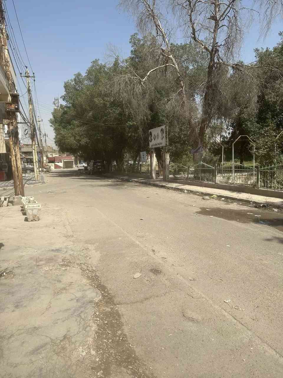 السلام عليكم مشتمل للبيع المساحه 70متر واجهه 7النزال 10بناء 2023.يحتوي على مطبخ .صاله.غرفة منام .صحيات.الطابق الثاني غرفتين منام .صحيات.العنوان الامين الفلكه المشجره مباشرة مقابل الحديقه للاستفسار الاتصال ***********
