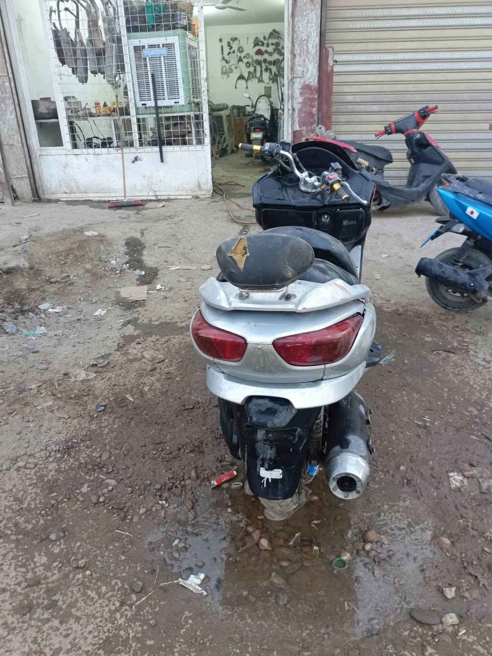 كوم حديد عنوان الكاضميه الطي اي نقص مابيهه
400سعر بيهه مجال ***********متواجد وتساب
