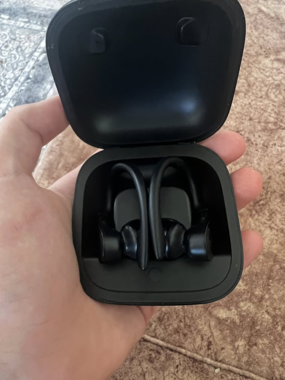Powerbeats pro مستعمل نضيف السعر 75 بس بيها ضعف بطارية بالسماعة اليمين عندي توصيل جميع محافظات العراق


**إذا كنت صاحب هذا الإعلان وتريد حذفه لأي سبب، رجاءا أرسل رسالة إلى الدعم الفني**