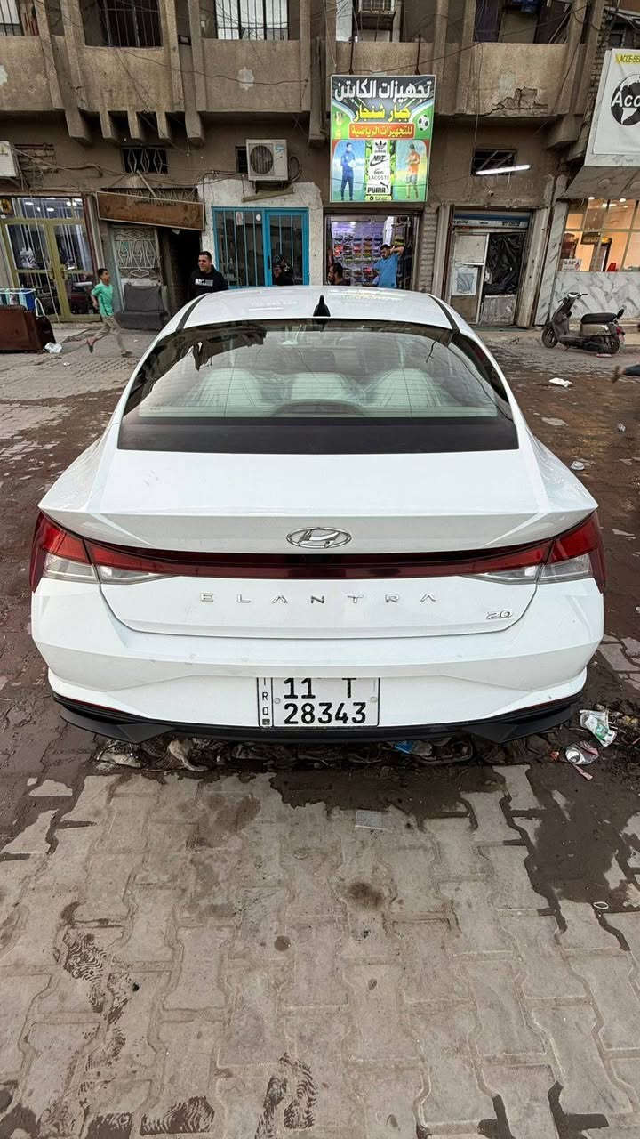 السلام عليكم اخوان 

النترا  موديل  21  خليجي  مكينه  2000 دوش للبيع 

السياره مكفولة من الضرر والصبغ بيها كدشبر صبغ بدوسه وسونارها ويه الصور

 حلوة ونضيفة وبالعافية على الياخذها باسمي شخصيا مكانها بغداد ورقمها بغداد 

السعر 155 وبيها مجال قليل 

للاستفسار /***********
