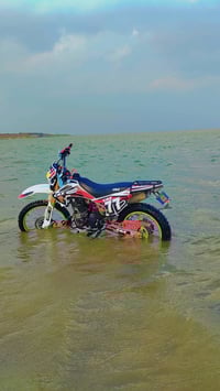 دراجه قفاز موديل 25زيرو محرك 250قبل شهر نزلته من المعرض يعني ربع مذب ع...