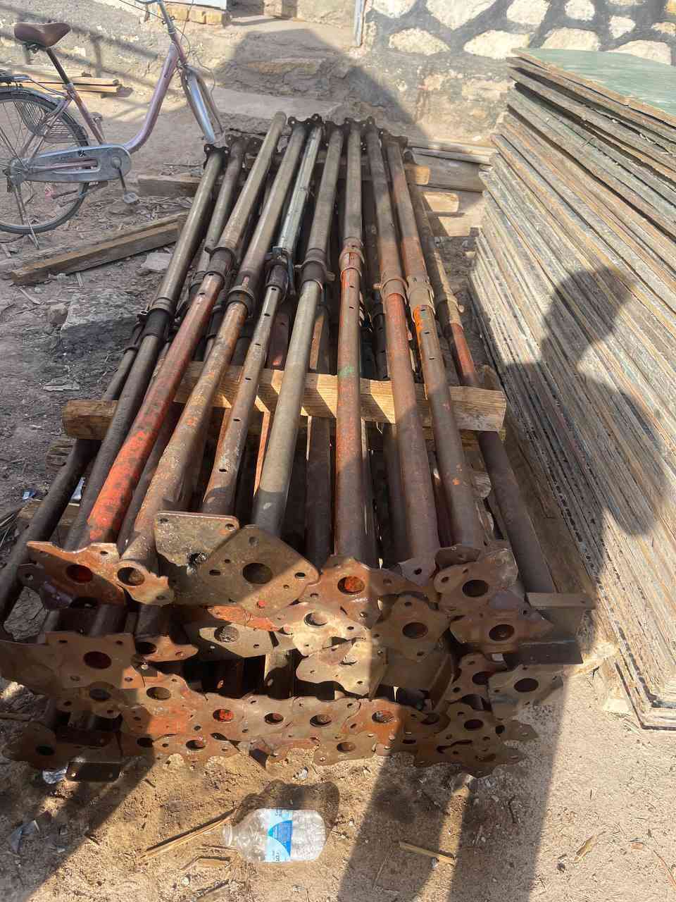 جكات عجمان الإماراتي الأصلي العدد 50العنوان بابل يسعر مناسب ***********
