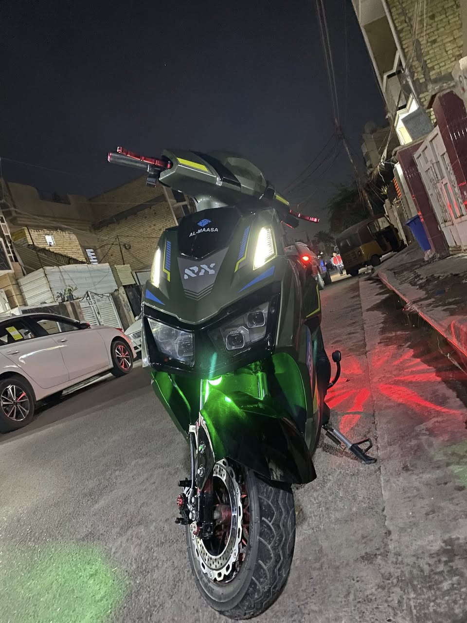 السلام عليكم دراجة شحن للبيع  سكنس موديل 2024دراجة رايدها 600وبيها مجال مكاني بغداد الشعب قرب سوق شلال  للاستفسار رقم ***********
