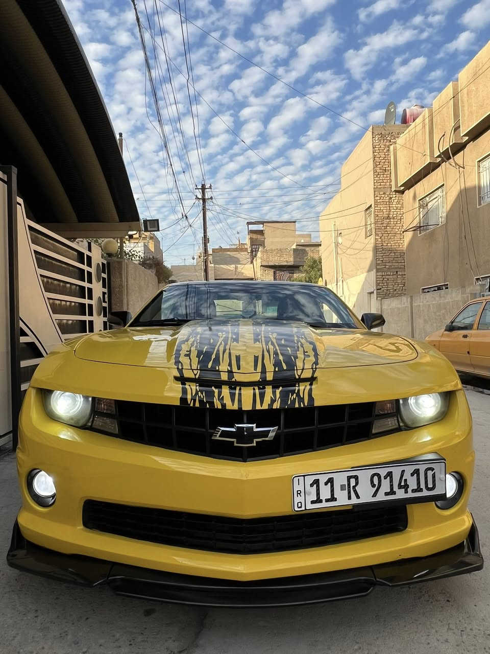 سلام عليكم
بيع بدون مراوس
السياره باسمي شخصيا رقم دولي 
السياره كلش نظيفه 
موديل ٢٠١٢
محرك 6 سلندر 
لون اصفر 
كراسي كهرباء
تحكمات ستيرن 
شاشه اعطال 
صدر امامي خلفي نظيف 
شفتات سرعه 
ويل ٢٠
بجم زنون 
السياره كلش مميزه ونظيفه  
مكان السياره بغداد الجديده 

سعر السياره ٨٨ ورقه 

*********** واتساب
