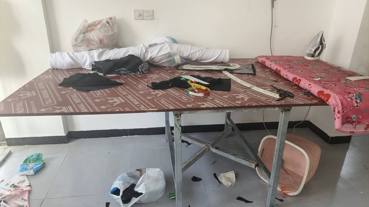 مكاين جدد صار ٥اشهر من ماخذه الحمره ام الزركه فا صار شهر بل كارتونه فتحتها بيدي استعمال فقط ٢٥يوم ايام قليله البيع السعر ٣٥٠ واليكول غاليه يشوف التعليق السعر
المكان نجف مجمع السلام


**إذا كنت صاحب هذا الإعلان وتريد حذفه لأي سبب، رجاءا أرسل رسالة إلى الدعم الفني**