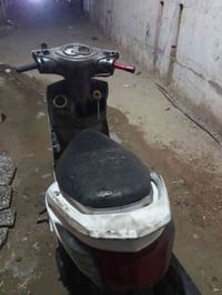 سكنس كوري دراجة شغالة من كلشي كهربائيات شغاله فقط الصبح تأخر يلا تشتغل...