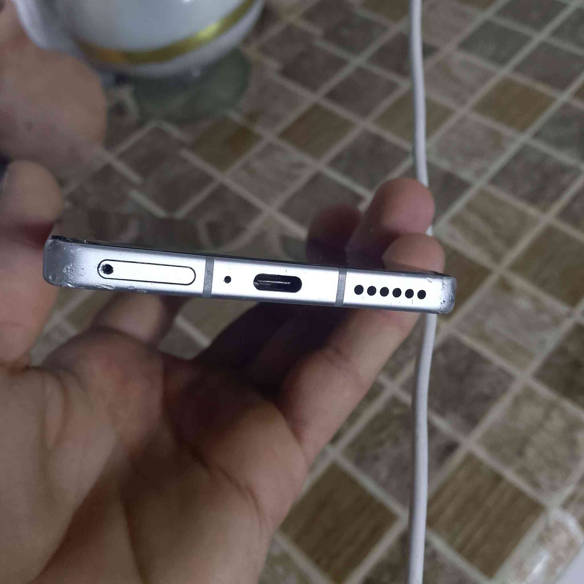 سلام وعليكم انفنكس نوت 50برو ذاكره 256رام 16 بطاريه5200بشحن انساهه بصمه بشاشه بصمه وجه شاشه 144هرتز فقد هذني فطر بل اطراف مثل ما واضح بس ما مأثر لمس سريع ببجي 90فريم فول بدون لاك او تقطيع لمراوسه ويه ايفون اكس ماكس فما فوق بدون فرق


**إذا كنت صاحب هذا الإعلان وتريد حذفه لأي سبب، رجاءا أرسل رسالة إلى الدعم الفني**