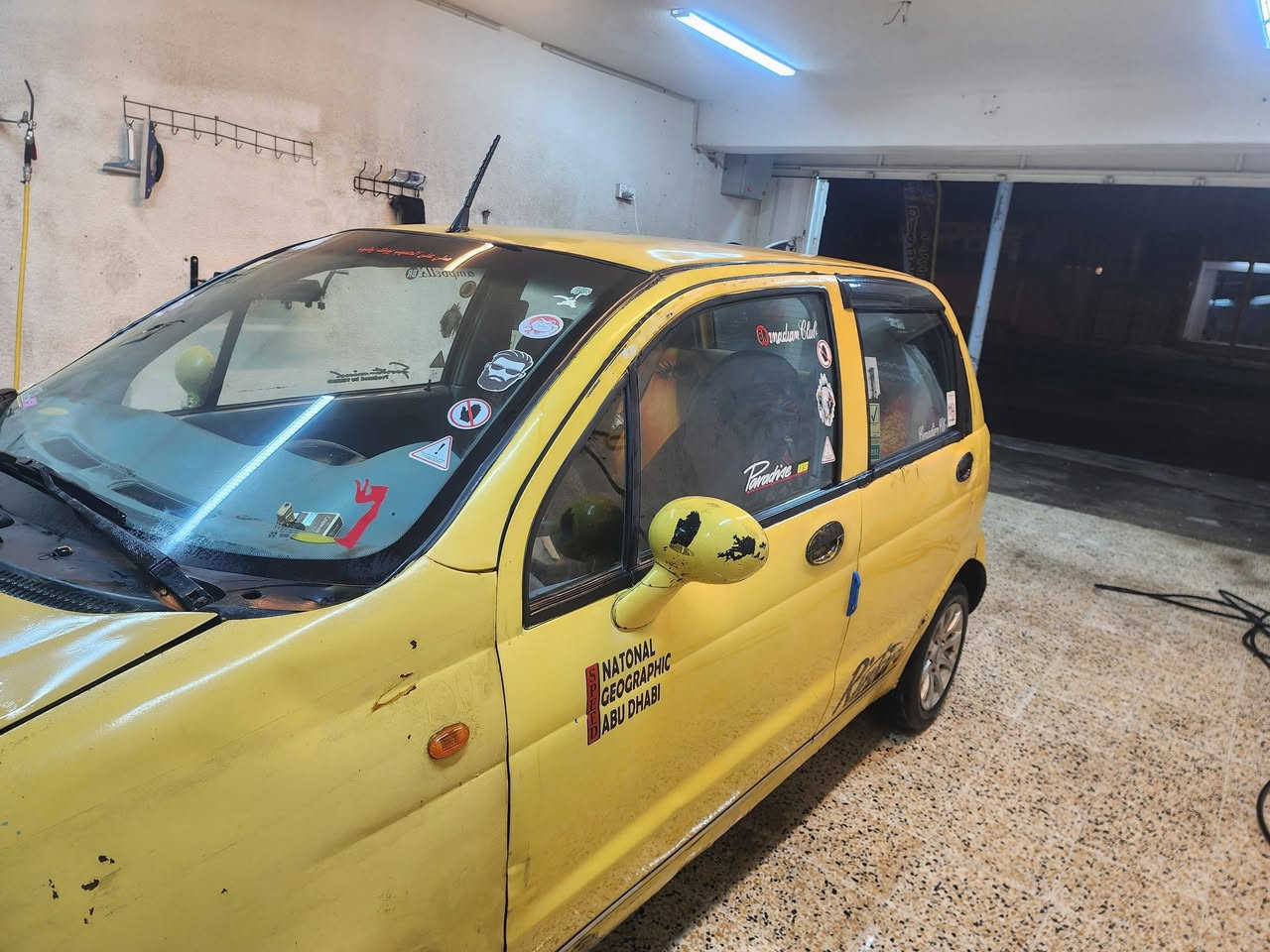 سلام عليكم سياره كوكو ٢٠١٢ السعر (٢٥) وبيها مجال مكينه كير شرط هئيه وغرامات صفر سنويا صاقطه بل ٢٠٢٤ شرعي بل موصل شرط التحويل تبريد بس غاز من فتحت المكينه وعمرتها طاغ الغاز  تدفئه نار  طخم جديد درامشفت جديد داخلها نضيف  ***********
