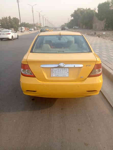 السلام عليكم  F3 2011 سيارة مصبوغه  عام  بدون ضربة  كير ومكينه متسيوبيشي لانسر
كهربائيات كله شغاله تبريد ثلج  بيه بس مشط ستيرن 
السعر ٤٠  مكاني السيدية 
***********
