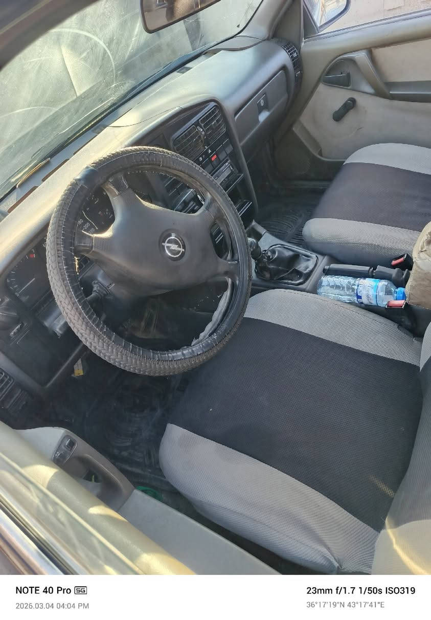 سلام عليكم اوميكا موديل 1989  للبيع حجم 20شرط رقم الماني نينوى سعر 24بي مجال  استفسار اتصال ***********7اخوان مكلف بلنشر
