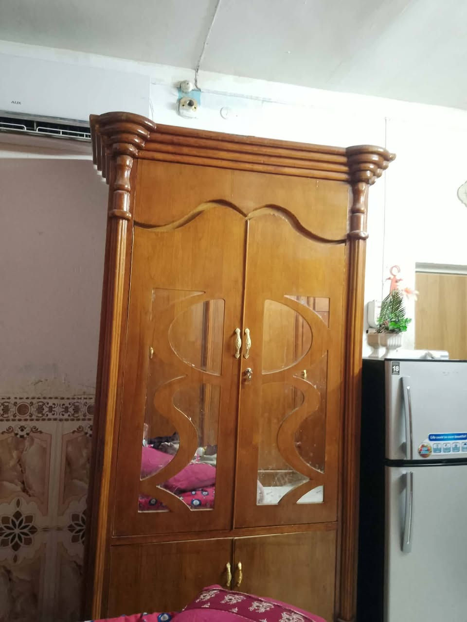 غرفه نضيفه للبيع ام سته قاطين السعر مليون المكان شطره شراي يجي خاص


**إذا كنت صاحب هذا الإعلان وتريد حذفه لأي سبب، رجاءا أرسل رسالة إلى الدعم الفني**