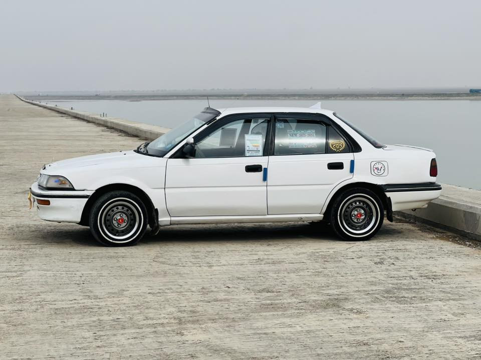 سلام عليكم كورلاا شطح يسره بلادي للبيع موديل 1990مصبوغه عام للجماليه مكفوله من الطخه والحادث رقم بغداد مشروع وطني دولي هزه جديده سنويه 2030 تحويل ثاني يوم كير مكينه ع شرط تخم تاير تدفئا تبريد شغال كهربائيات كلهه شغاله سياره جاهزه وخير من الله مناقصهه اي شي ترايك شرط 140
السعر 50وبيهه مجال قليل
مكان ديالى حمرين 
***********هـ
