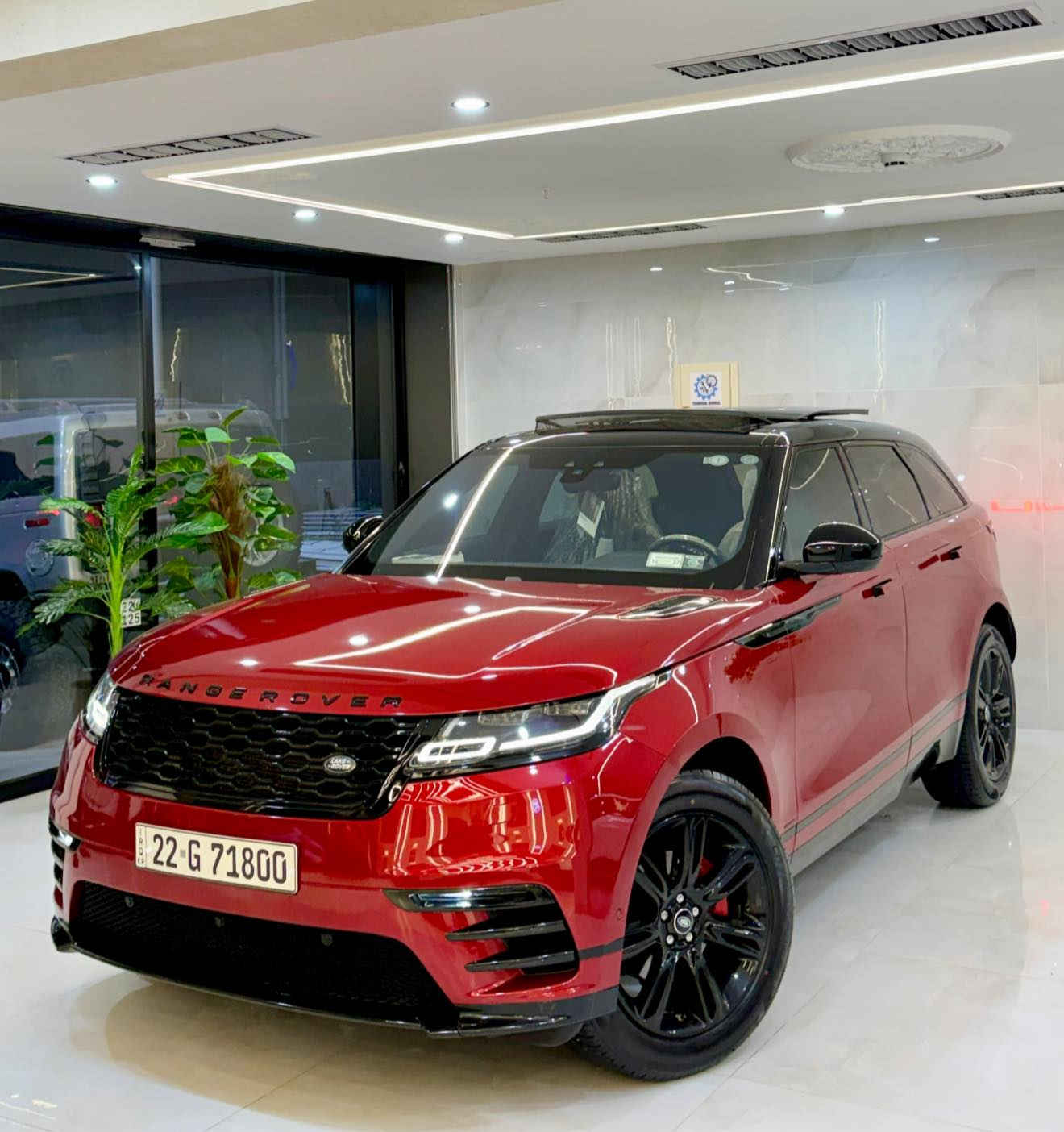 ‎بسم الله الرحمن الرحيم 🌹السلام عليكم ماشالله
Range Rover Velar_Rdynamic
⭕️ضمان دولى٢بصمه  سيرفس شركه سردار 
✅رانج روفر فيلر Rdynamic
 (موديل :2020 )
🪬الون مميز مارونى 
✅ ماشى 40 الف حقيقى بشرط
‎⭕️فوول مواصفات فوول Rdynamic السياره جديدة جداا 
‼️سياره فقط بيه ٢ قطع  صبغ بدون دواخل 
‼️ بدون شخط بدون رصعه
كير و محرك بشرط ١ شهر  مامفتوح✅
✅كهربايي كلشى بشرط
4 سلندر توربو محرك مرغوب🇬🇧
5 كاميرا 360 - - نظام صوت ميريديان 
بانوراما - الصندوق الكهربائي - 4کشن تدفئة - 4کشن تبرید  5بصمة - ستیرن هیتر 
-رادار جانبى مرايات 
٤ابواب شفط صندوق شفط سحب
٤ طاير و ويل جديد بيلادى ✅
✅سياره رقم اربيل - سنويه فحص كلشي جديد 
✅سياره با اسمى تحويل و وكاله نفس يوم مباشر

سعر مطلوب (295 ورقه بيه مجال  )💸💸
📲 الاتصال اسيا    ***********
📲 كورك واتساب    ***********
