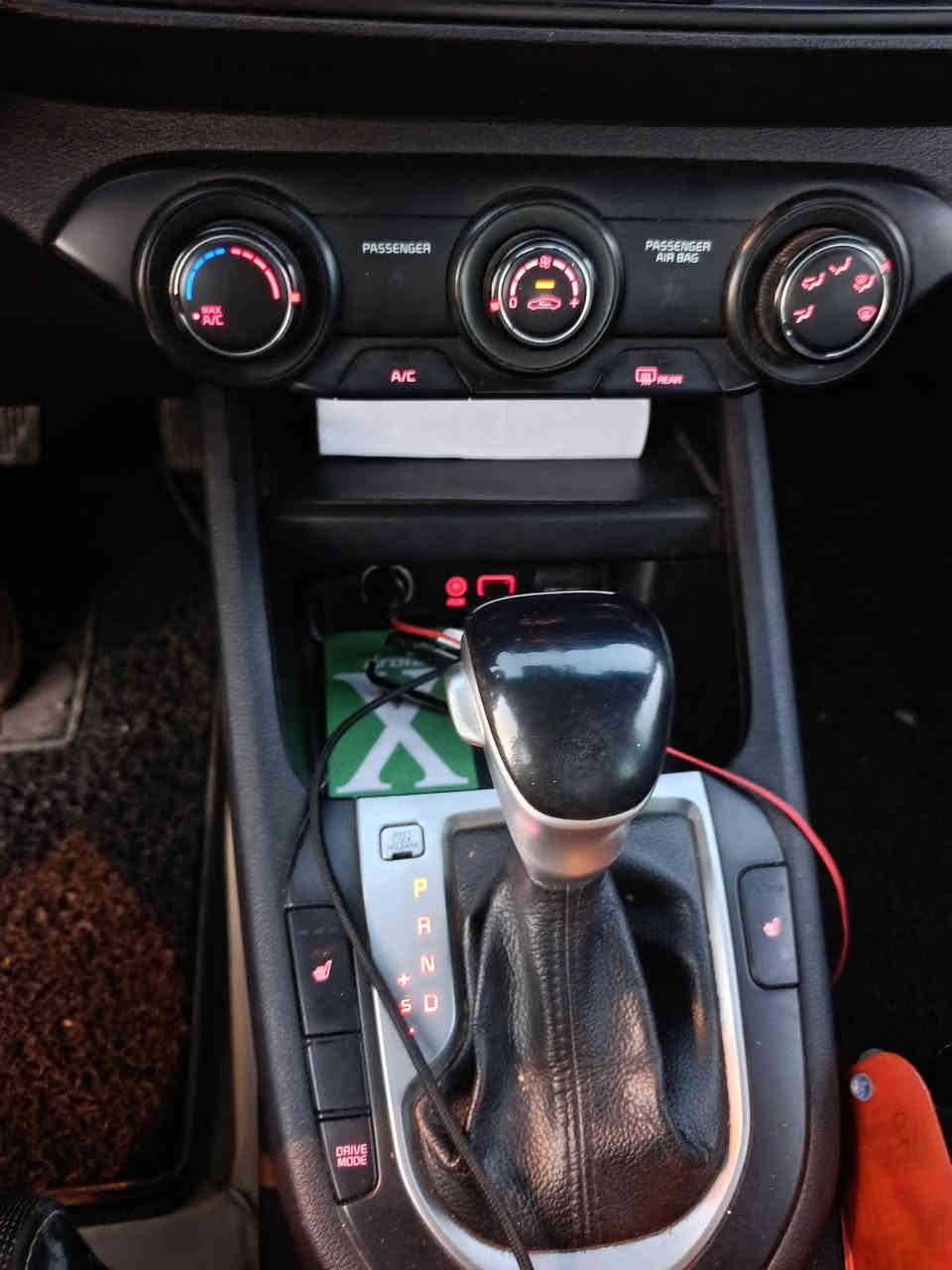 السلام عليكم
كيه فورتي موديل ٢٠٢٠
اخوان محرك جديد كير جديد 
تخم تاير صور حادث منشوره
كير مو سفتي أي تي مرغوب حته بي ضمان
سياره بسمي أرقام دولي
أي ستفسار خابرو 
(***********) هاذه صاحب سياره 
اخوان لا تعلقوان تكسران بيه 
مدوان ارباك بس صبغ باب نفسه معمر صبغي
صدر جديد تاير جدي 
*********** وساب خابرو
