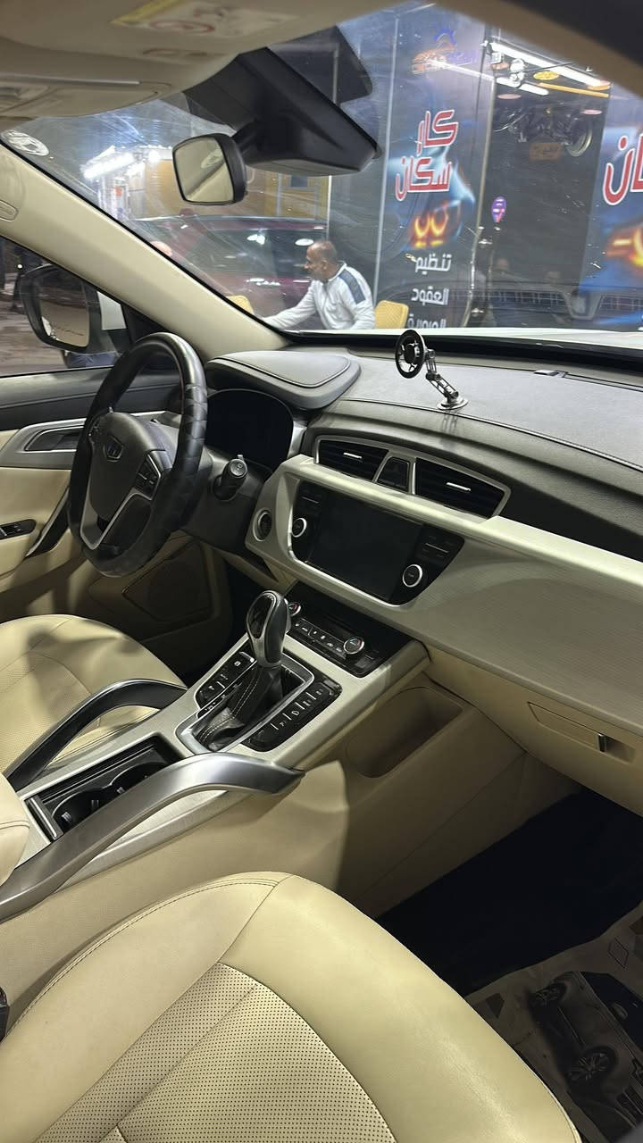 جيلي امكراند سيورت موديل 2021
سنويه ماساقطه لحد لان
السعر المطلوب 23 مليون
***********
