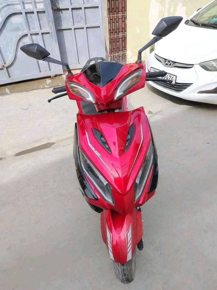 دراجه سكنس نثيه للبيع فول نضافه الشكل ونضافته كدامك سعر 600وبيهه مجال اوراق كامله 
اتصال ***********
***********
