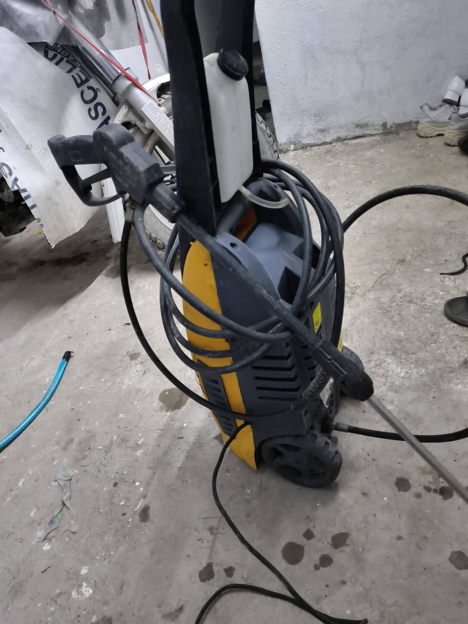 ماطور غسل. فول نضافه. شرط الشغل. كامل غراض ويا. سعره 45 وبي مجال مكاني شرك الطارق قرب محطة الشمس ***********
