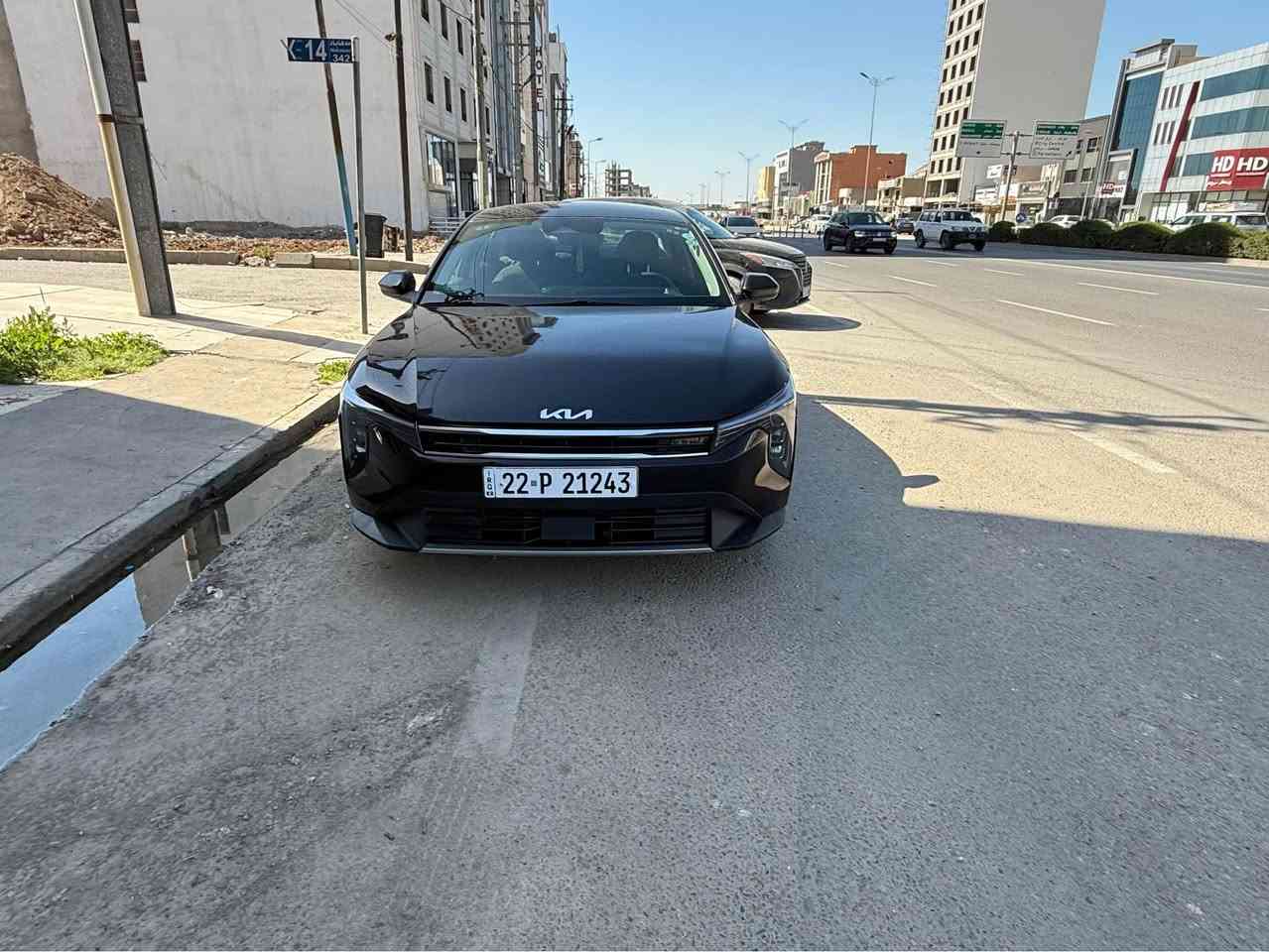 كيا K4 للبيع
موديل 2025
حادث بنيد وجاملغ صبغ بدون دواخل
ايرباك دركه وراجع سستم
رقم أربيل هزة و سنوية وفحص جديد بأسمي سنوية تحويل ثاني يوم
مواصفات 
بصمة
تشغيل عن بعد
ترحيب بالأبواب
شاشة متصلة
هاند بريك بصمة
اضوية داخليه لد لمس
لايت أربع عدسات
رادار جانبي وخلفي
نقطة عمياء
اوتو ستوب
جنطة ذكية
قيادة ذاتية
تحكمات ستيرن
شحن لاسلكي
محرك 2000 دوش
السعر 163 وبيها مجال بسيط
مكانها بغداد شارع حيفا 
للاستفسار *********** بغداد, العراق
