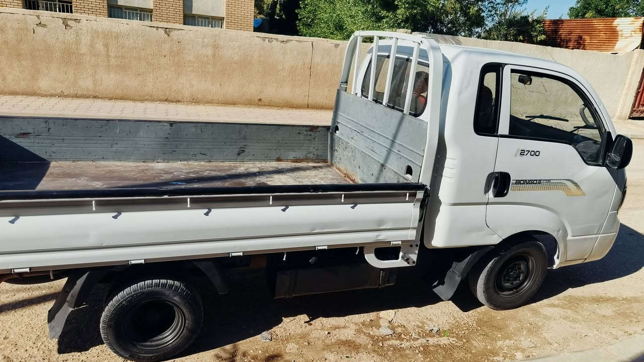 السلام عليكم كيا حمل موديل 2014 السياره نضيفه وجاهزه رقم واسط بيها أماكن بسيطه بارد مكان السياره واسط شراي سعرها خاص وبيك خير وتدلل.


**إذا كنت صاحب هذا الإعلان وتريد حذفه لأي سبب، رجاءا أرسل رسالة إلى الدعم الفني**