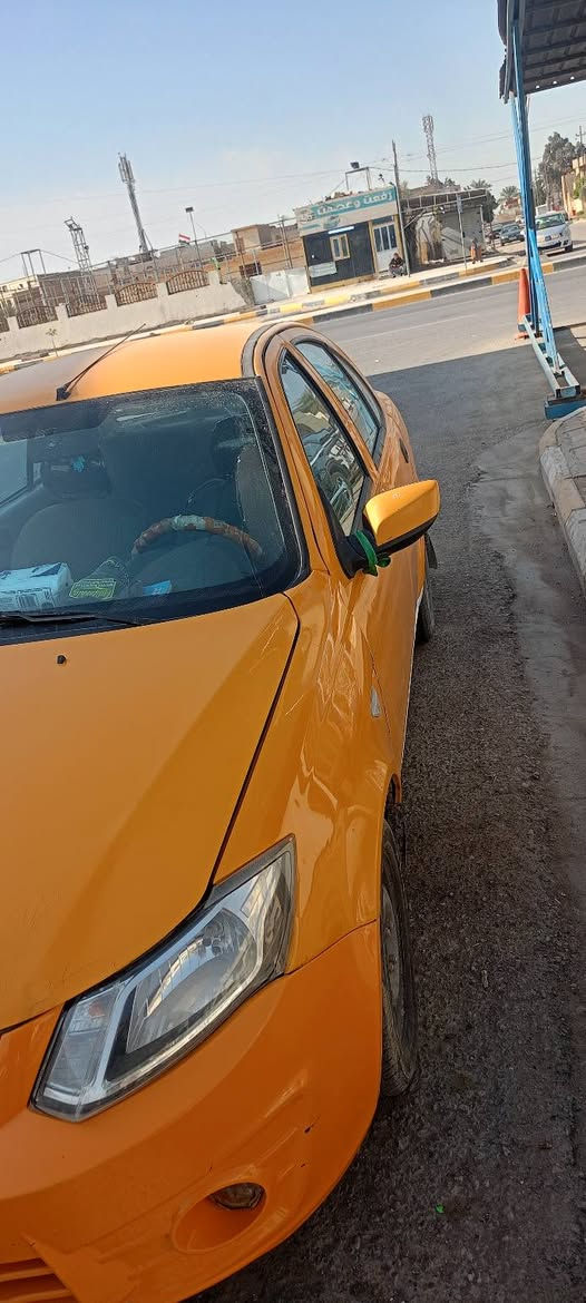 سلام عليكم ساينه موديل 20 نضيفه معنه الكلمه بيه صفحه صبغ معمره ع اخر حبايه مابيه نقص برغي مكينه كير كفاله
رقم ***********  سعر 35 المكان كوت
