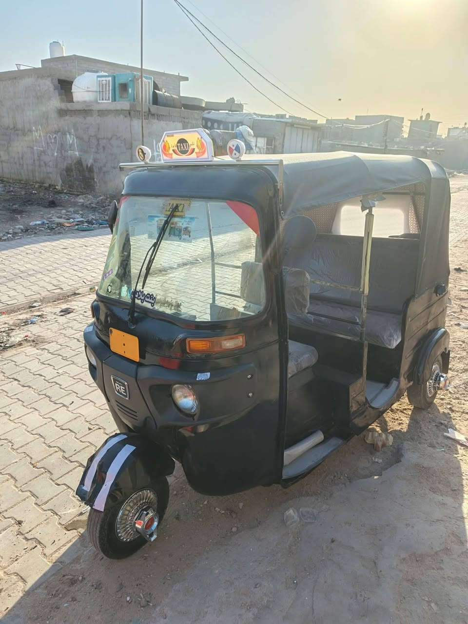 تكتك للبيع  باجاج المصطفى مستعجل كلش مديل 19 أوراق اصوليه بسمي،تجي تفحص وتكلب نكرت سويج  بلادي مابيه اي نقص السعر مستعجل حيييل مليونين و800 وبيه مجال قليل للشرايه  المكان بغداد الثعالبه الاتصال بالرقم مكلف بالنشر رحمه الوالديكم لحد بكسر بالسعر ***********
