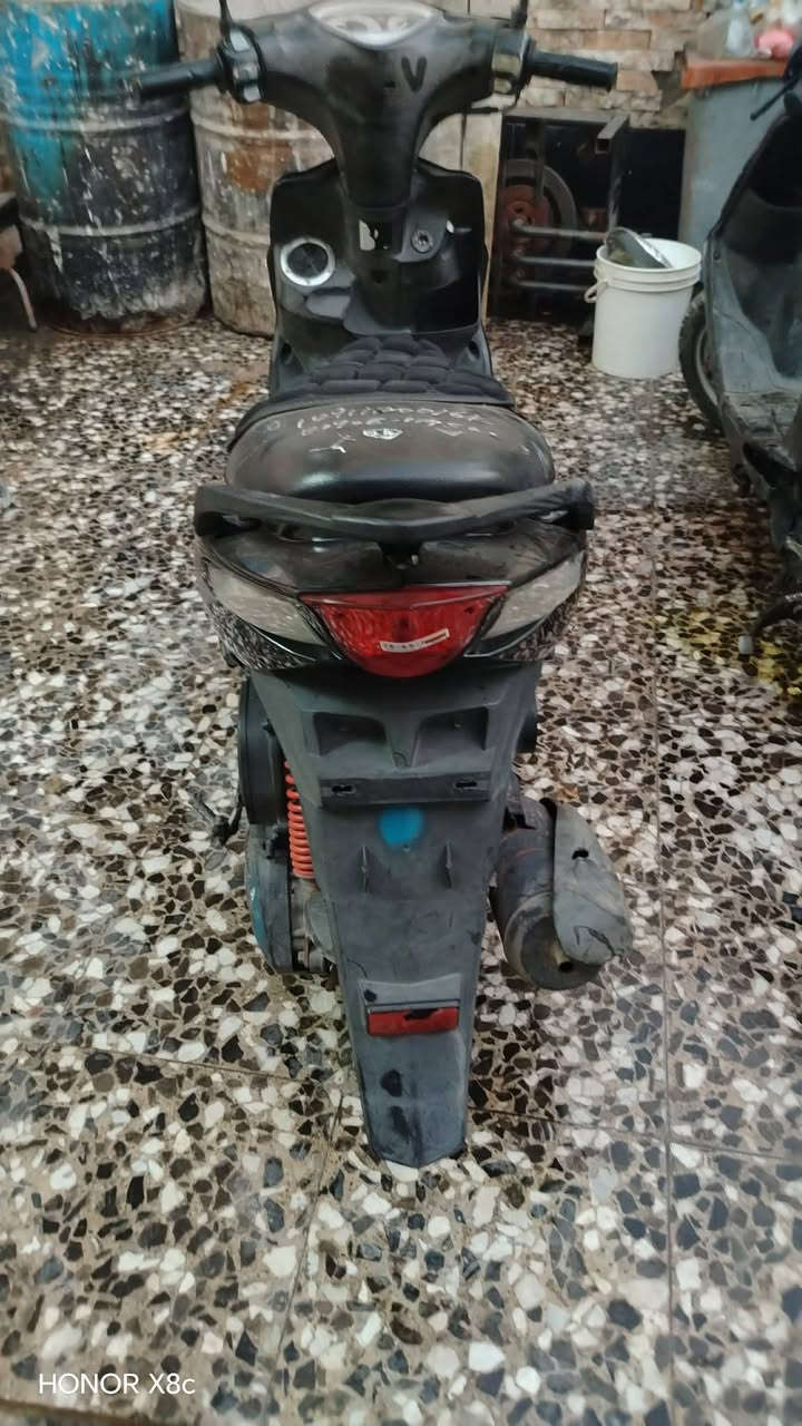 سلام عليكم ماكس مضلع دراجه جديده محرك ناعم كفرات ختم واحد دراجه كامله مكاني الدولعي  600وبها مجال ***********
